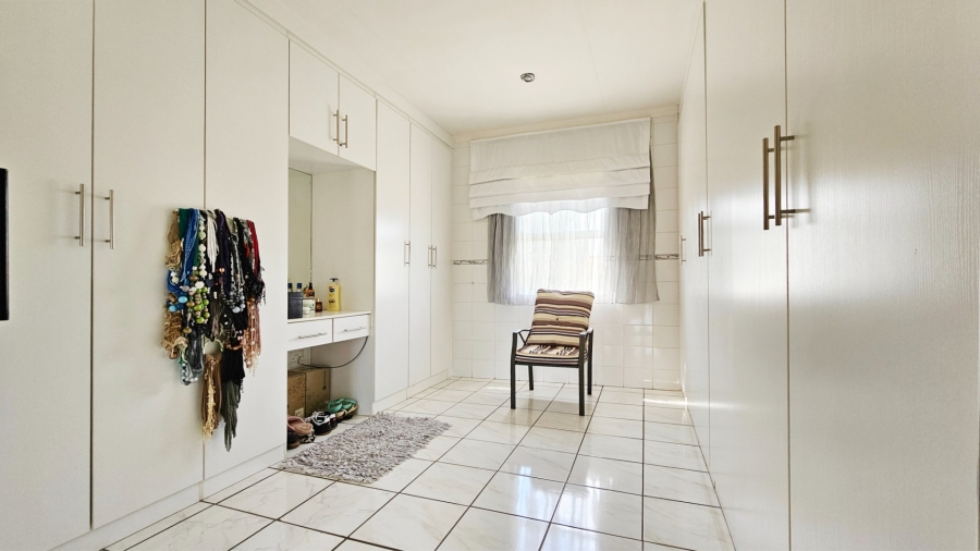 3 Bedroom Property for Sale in Oranjeville Free State